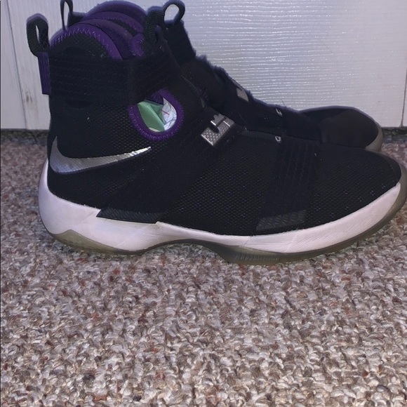 lebron soldier 10 gs